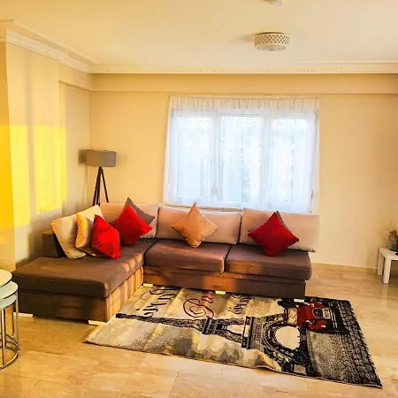 Alanya'da Enfes Deniz Manzarali Ve Havuzlu Daire *
